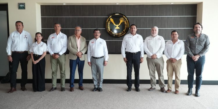 UAT y El Colegio de Tamaulipas firman convenio para impulsar la investigación científica y la economía social